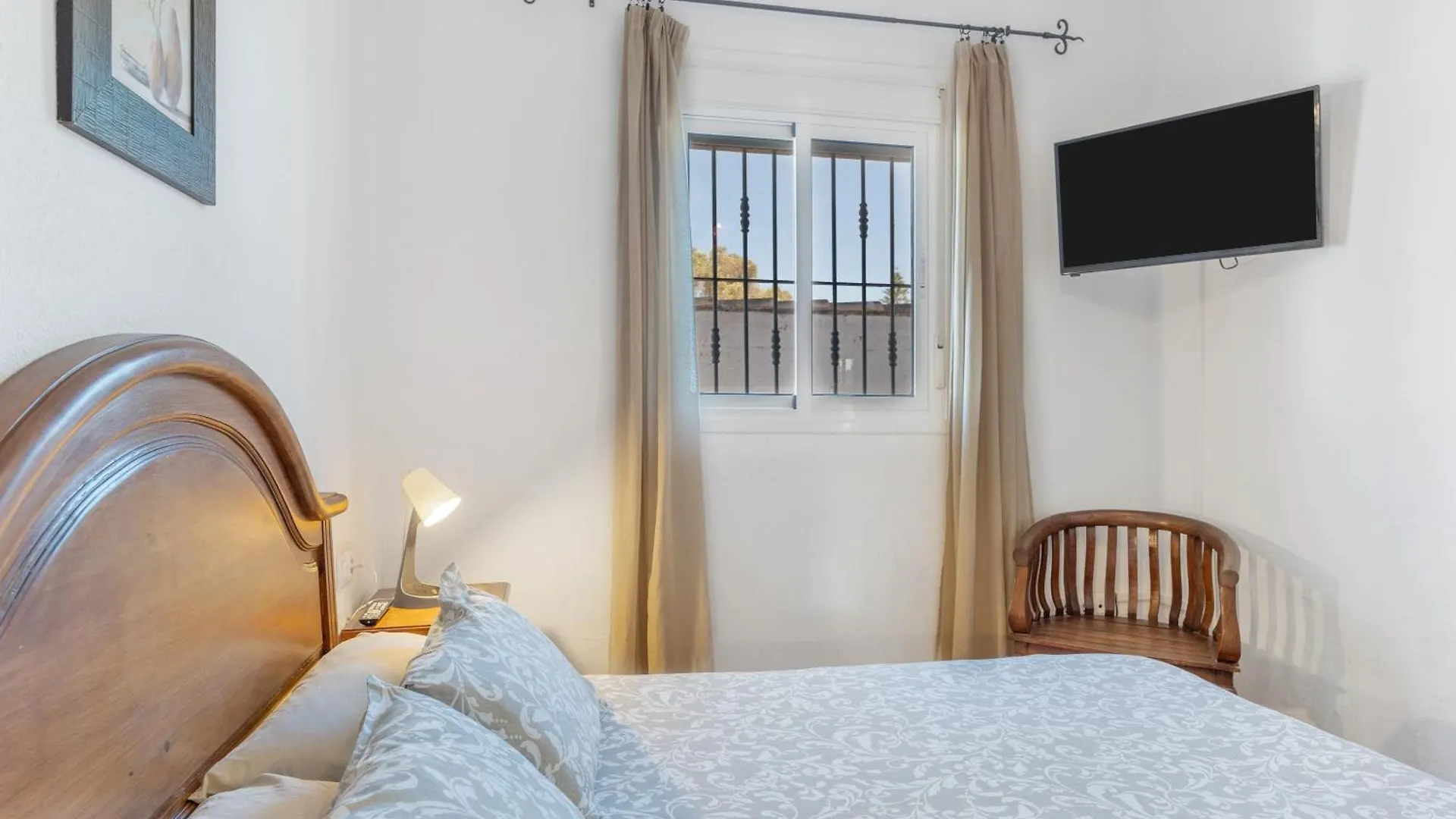 Chalet El Olivo 치클라나 데 라 프론테라 0*,